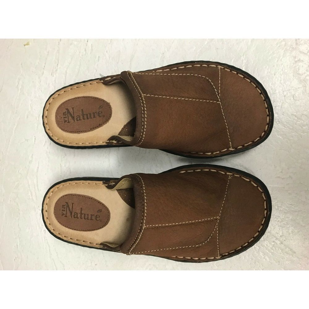 Via Nature Beige Leather Size 6.5